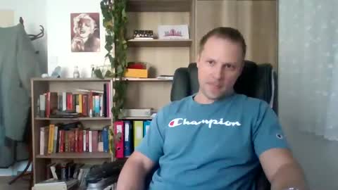 Snapshot of aaaandzzz chatting on 03/02/25, 09:31 Long distance cumshot online show from 03/02/25, 09:31