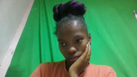 Snapshot of aadienne chatting on 05/11/26, 02:45 aadienne online show from 05/11/26, 02:45