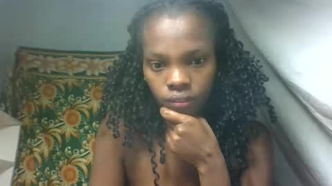Snapshot of aadienne chatting on 06/18/26, 05:28 aadienne online show from 06/18/26, 05:28