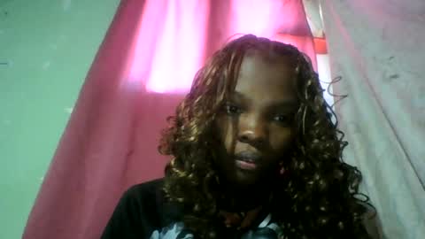 aadienne online show from 06/30/26, 06:14