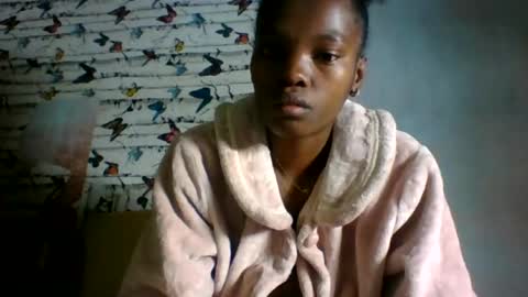 aadienne online show from 07/28/26, 06:53
