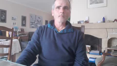 Aalex1717 online show from 01/05/25, 01:58