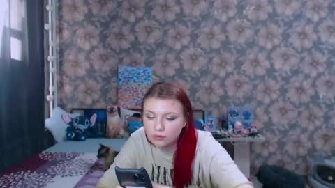 Snapshot of aalicebubble chatting on 05/07/26, 01:44 Alice online show from 05/07/26, 01:44