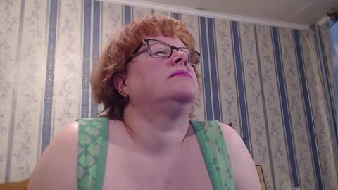 Snapshot of aamarillis chatting on 01/16/26, 06:50 NINA online show from 01/16/26, 06:50