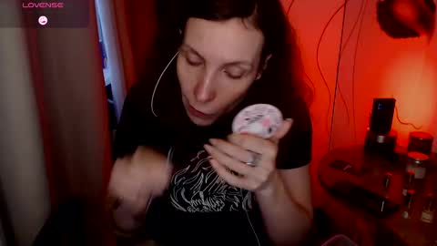 Katie online show from 02/06/25, 06:18