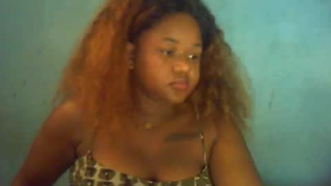 Snapshot of aamela chatting on 02/05/26, 09:47 aamela online show from 02/05/26, 09:47