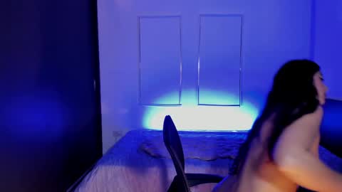 Snapshot of aandreamartinez1 chatting on 05/28/26, 04:10 andrea online show from 05/28/26, 04:10