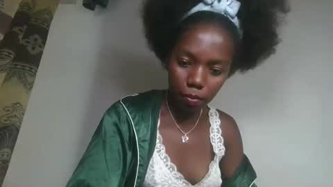 aangevelo online show from 11/09/25, 10:02