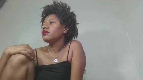 aangevelo online show from 11/18/25, 06:56