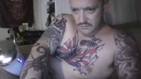 Snapshot of aarmun37 chatting on 12/17/24, 04:01 aarmun37 online show from 12/17/24, 04:01