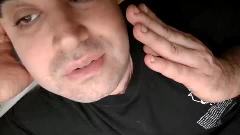 Snapshot of aaroleplayer chatting on 04/18/26, 11:03 Aaron online show from 04/18/26, 11:03
