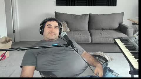 Snapshot of aaroleplayer chatting on 04/22/26, 10:22 Aaron online show from 04/22/26, 10:22