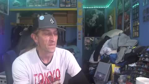 Snapshot of aaron111dub chatting on 12/23/24, 07:06 NorCalLongSlong online show from 12/23/24, 07:06