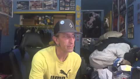 Snapshot of aaron111dub chatting on 01/19/25, 05:15 NorCalLongSlong online show from 01/19/25, 05:15