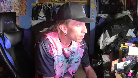 Snapshot of aaron111dub chatting on 11/10/25, 07:07 NorCalLongSlong online show from 11/10/25, 07:07