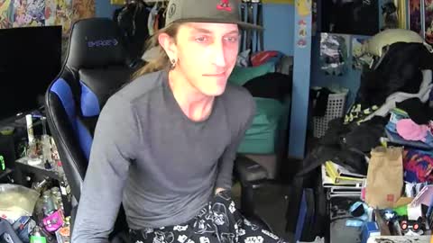 Snapshot of aaron111dub chatting on 02/24/26, 04:16 NorCalLongSlong online show from 02/24/26, 04:16