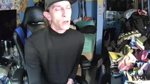 Snapshot of aaron111dub chatting on 02/25/26, 04:49 NorCalLongSlong online show from 02/25/26, 04:49