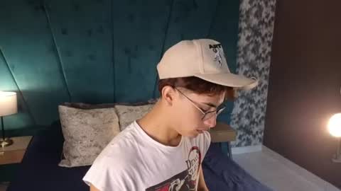 Aaron Ezequiel online show from 06/23/26, 12:47
