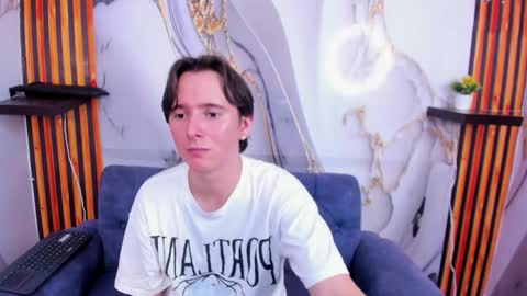 Aaron online show from 10/29/25, 06:53