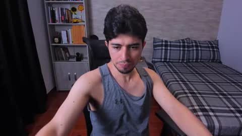 Aaron online show from 11/18/25, 08:35