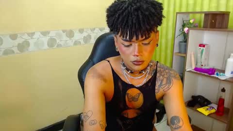 Snapshot of aaronbakers chatting on 01/18/25, 09:56 im NiallDun online show from 01/18/25, 09:56