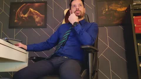 Aaron online show from 02/17/25, 11:34