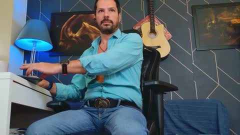 Aaron online show from 09/20/25, 07:09