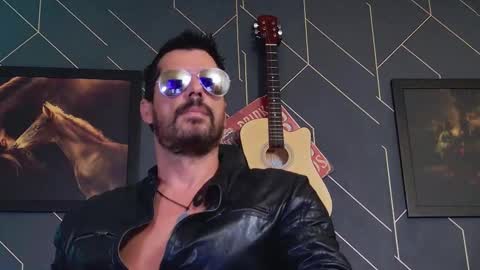 Snapshot of aaronbomer chatting on 02/27/26, 08:36 Aaron online show from 02/27/26, 08:36