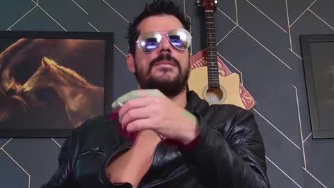 Snapshot of aaronbomer chatting on 03/05/26, 05:58 Aaron online show from 03/05/26, 05:58