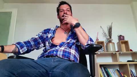 Aaron online show from 05/04/26, 07:04