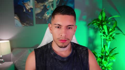 AARON  online show from 01/05/25, 03:43