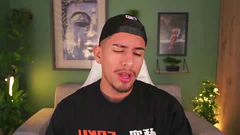 AARON  online show from 02/04/25, 12:44