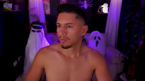 AARON  online show from 10/11/25, 12:15