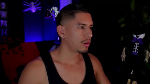 AARON  online show from 10/21/25, 01:06