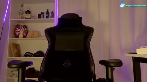 Aaron  online show from 02/23/25, 05:12