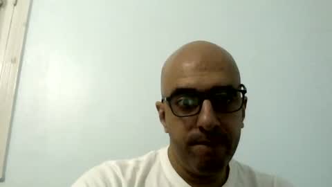 Snapshot of aayaadx chatting on 05/17/26, 11:06 AAYAADX online show from 05/17/26, 11:06