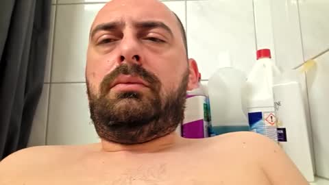 Snapshot of abas1986 chatting on 02/09/26, 09:46 abas1986 online show from 02/09/26, 09:46