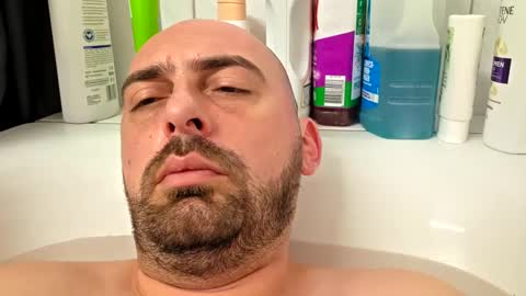 Snapshot of abas1986 chatting on 02/15/26, 10:47 abas1986 online show from 02/15/26, 10:47