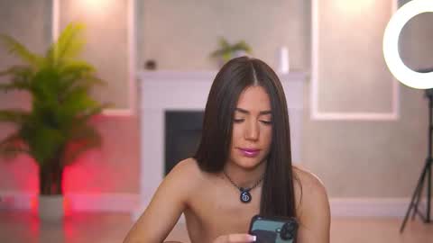 Snapshot of abbela_white chatting on 03/07/26, 06:43 Alexa online show from 03/07/26, 06:43