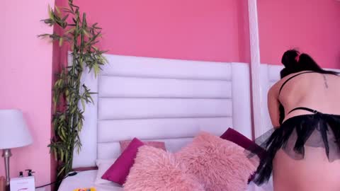 abbey_walker online show from 01/22/25, 02:59