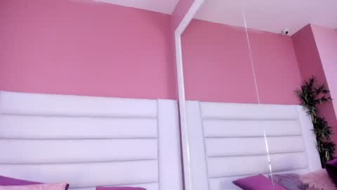 abbey_walker online show from 01/29/25, 09:23