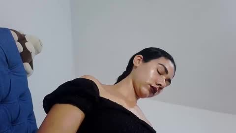 Martina online show from 01/27/25, 03:07