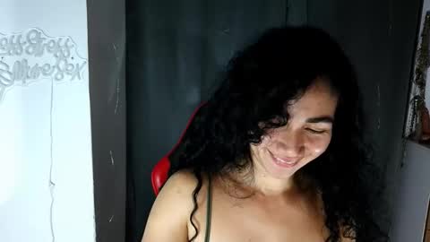Snapshot of abbi_mooncb chatting on 05/10/26, 03:17 Abbi mooncb online show from 05/10/26, 03:17