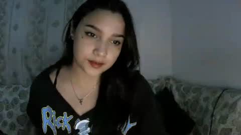Snapshot of abbie_23 chatting on 01/12/26, 05:45 Abbie cute online show from 01/12/26, 05:45