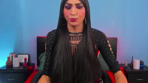 Abbigail Fuster  online show from 01/03/25, 08:22