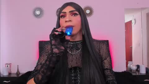 Abbigail Fuster  online show from 01/24/25, 08:11