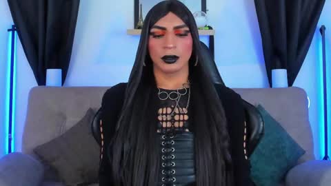 Abbigail Fuster  online show from 05/07/26, 10:31