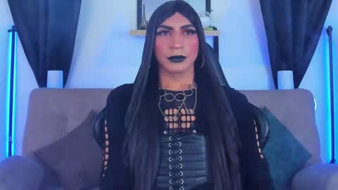 Abbigail Fuster  online show from 05/11/26, 10:43
