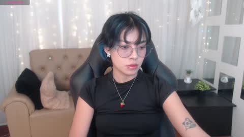 Abbi online show from 12/22/24, 06:59