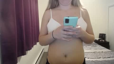 Snapshot of abbixo chatting on 02/10/25, 12:18 Abbixo online show from 02/10/25, 12:18